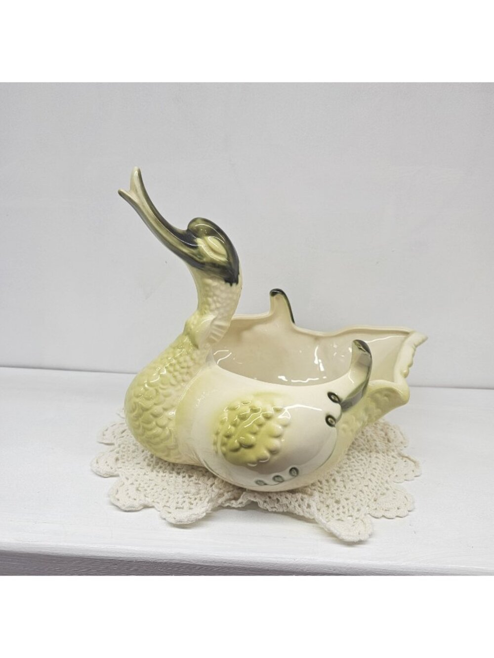 Vintage 1950s Hull Pottery 69 Goose Swan Duck Planter Bowl USA Chartreuse
